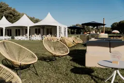 Acapulco chair - Beige used in the inspiration Avp08523 EN