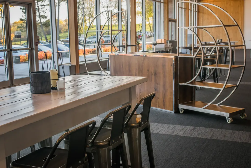 Table Commune Hampton Etagere Dubai