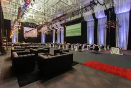 Milan chair - Black used in the inspiration Loge Vip Espace Diner