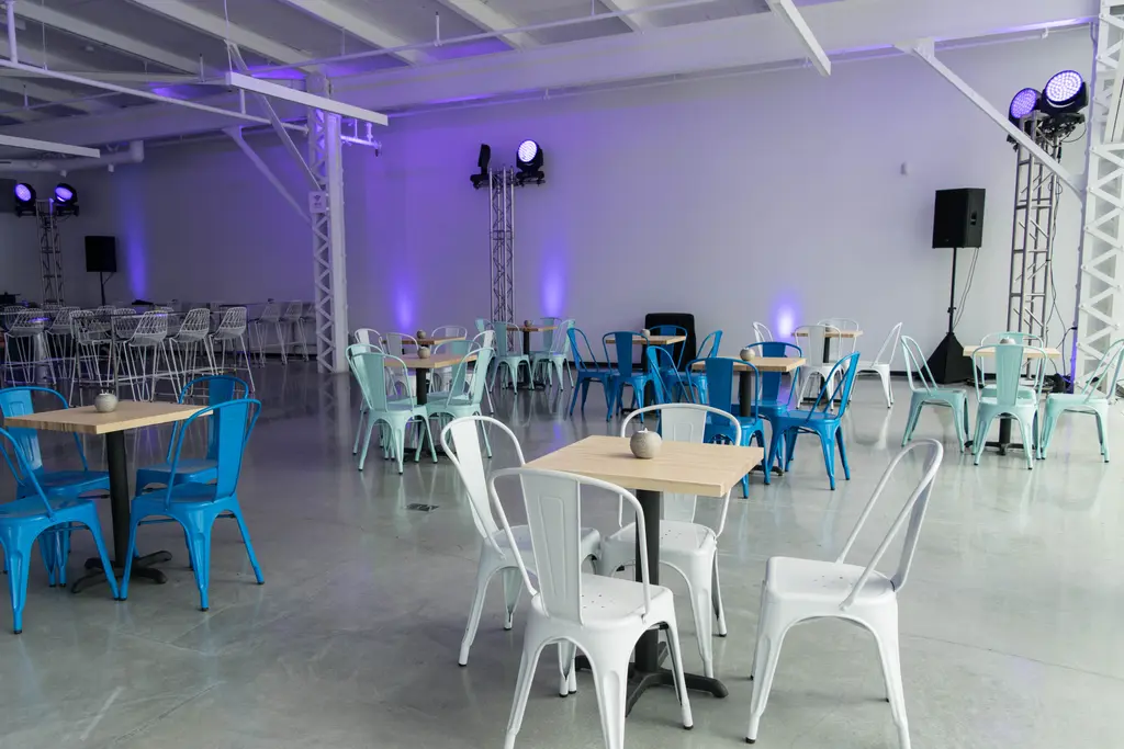 Chaise Loft Blanc Bleu Turquoise