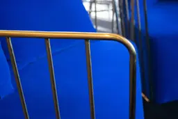 Alexandria armchair - Ultramarine blue used in the inspiration Pub Alexandria