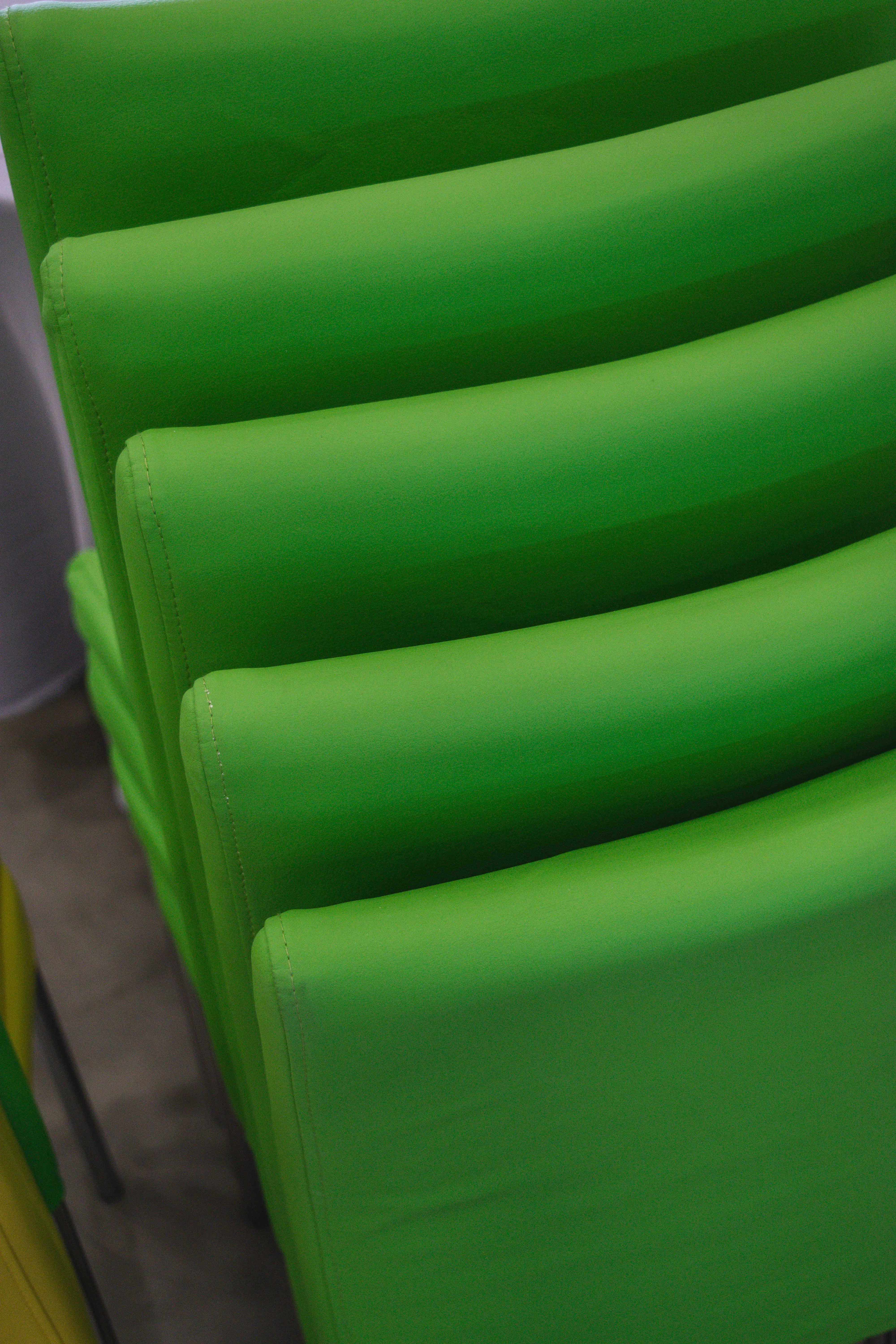 Milan chaise - Vert utilisé dans le cadre de la réalisation Pub Milan Vert