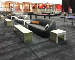 Scandinave bench - Small - White & Light brown used in the inspiration Lounge Malibu Gris Banc Scandinave